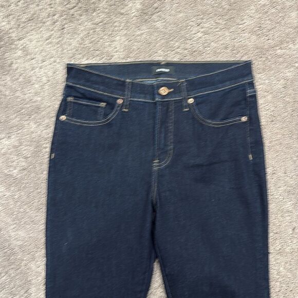 Express skyscraper denim! Soft! Size 6 short length like new - Picture 2 of 8